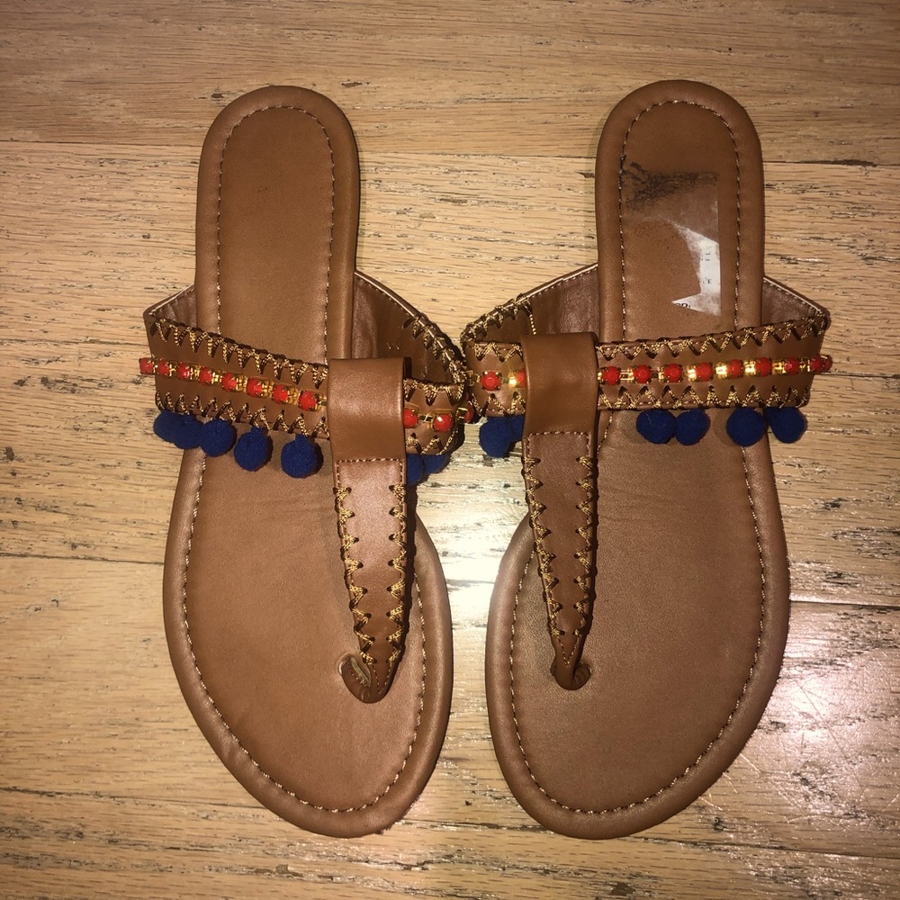 Pom tassel sandal slides - size 8